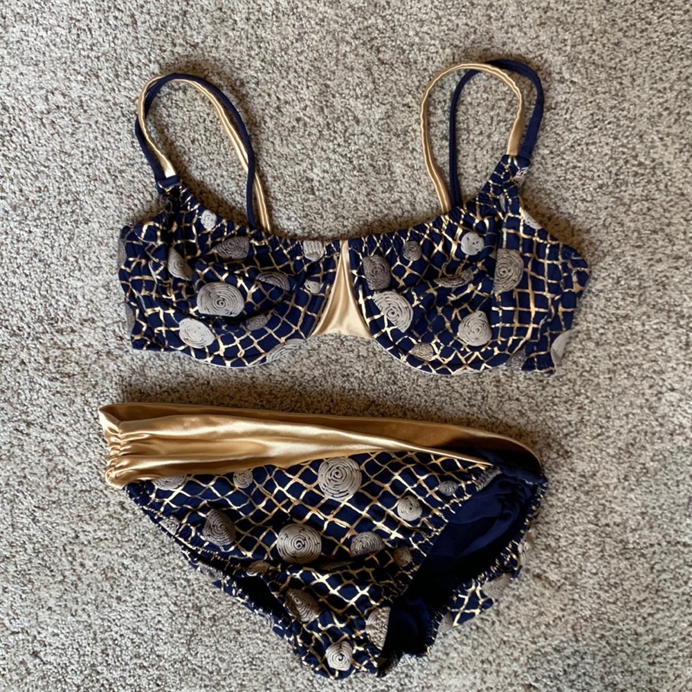 Tara Grinna bikini
